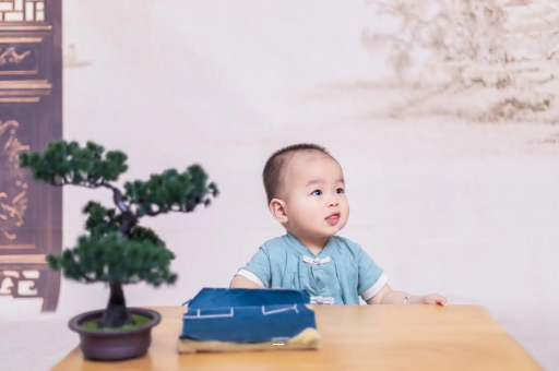 浮梁宝宝几个月可以笑出声 浮梁宝宝几个月可以笑出声